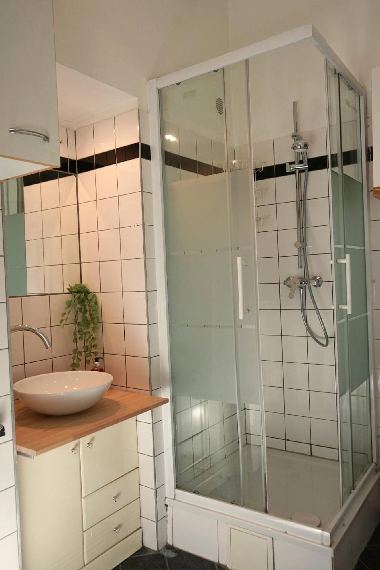 Beautiful Apartments Near Hauptbahnhof Bécs Kültér fotó